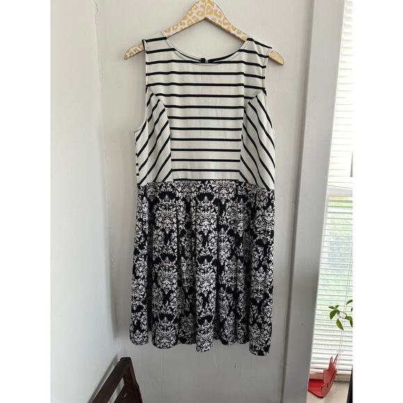 Xhilaration Women's Black White Floral Striped Dress | Size XXL - Picture 1 of 4